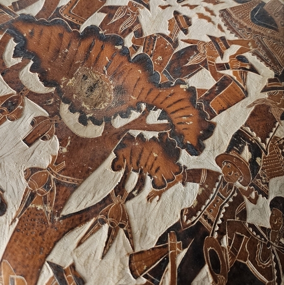 Vintage Large Hand Carved Peruvian Gourd Folk Art Bowl - Picture 5 of 13